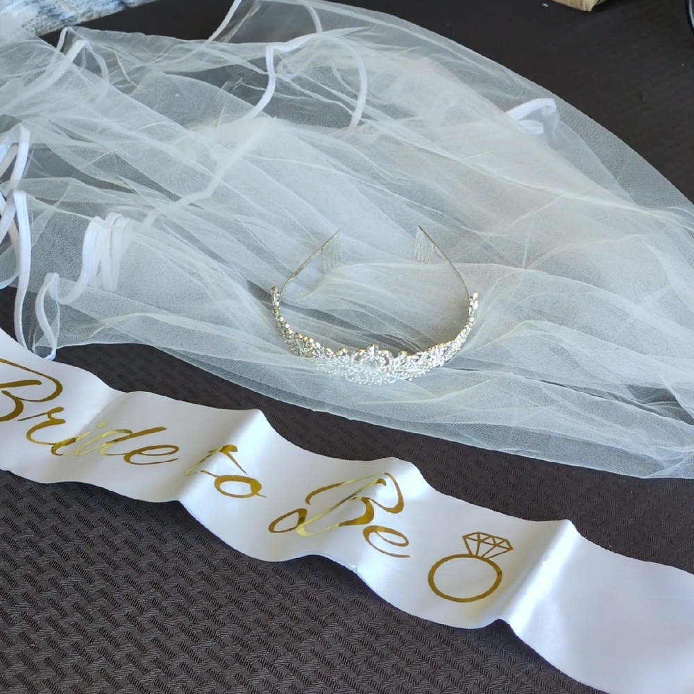 White Bridal Veil with Tiara and Sash